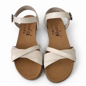 Blowfish Malibu Monti Sandals Cream Strappy Comfort Buckle Size 8